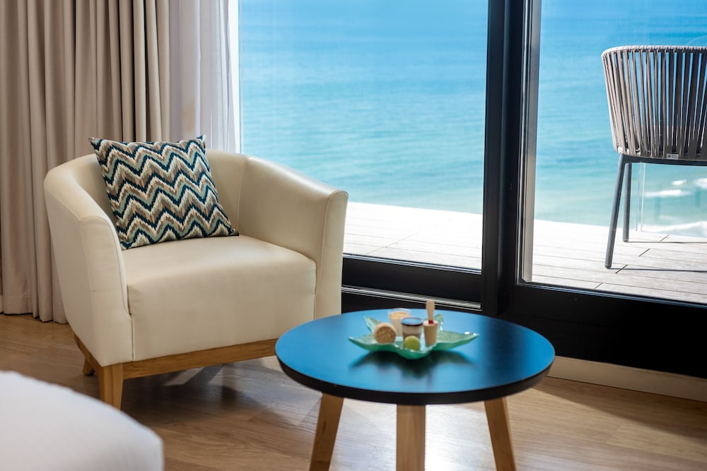 Club Double or Twin Room, Sea View photo 3
