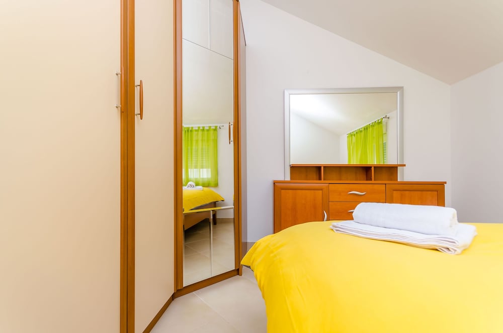 Apartment (A1)
