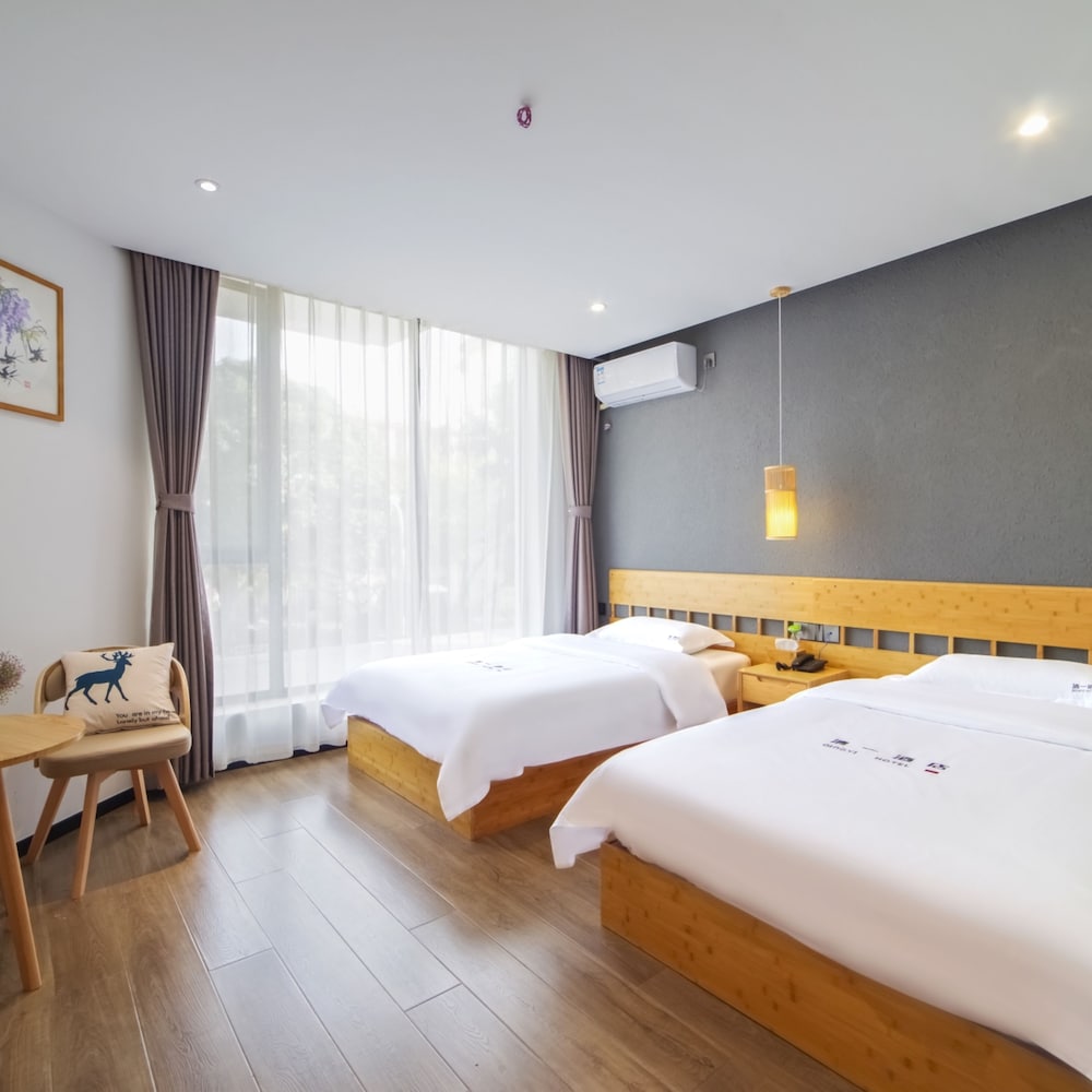 Signature Twin Room, Non Smoking