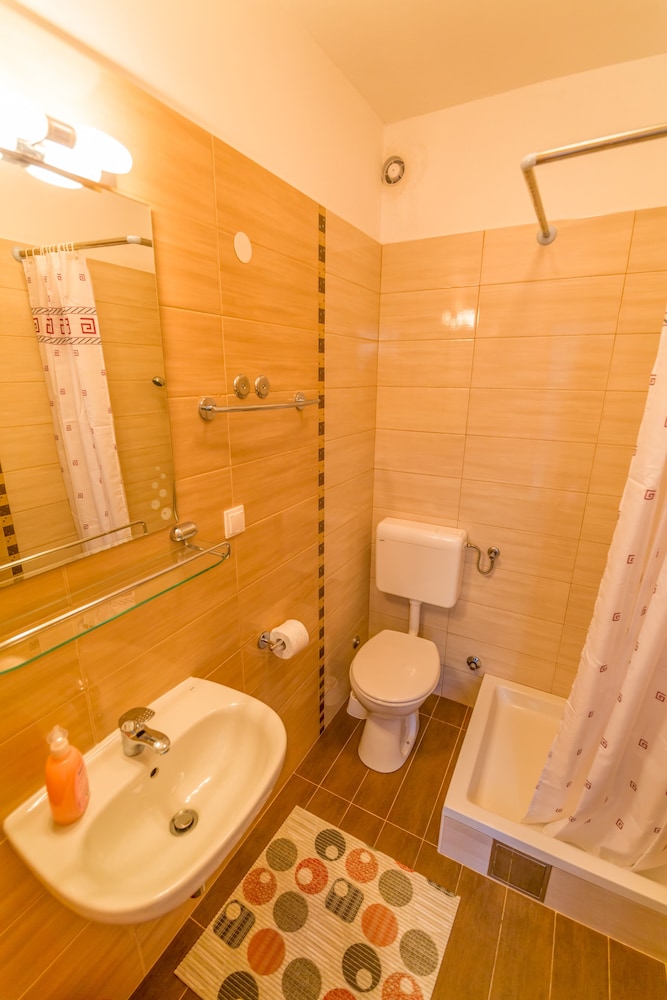 Standard Room photo 3