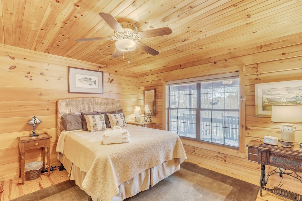 Cabin, 3 Bedrooms photo 1