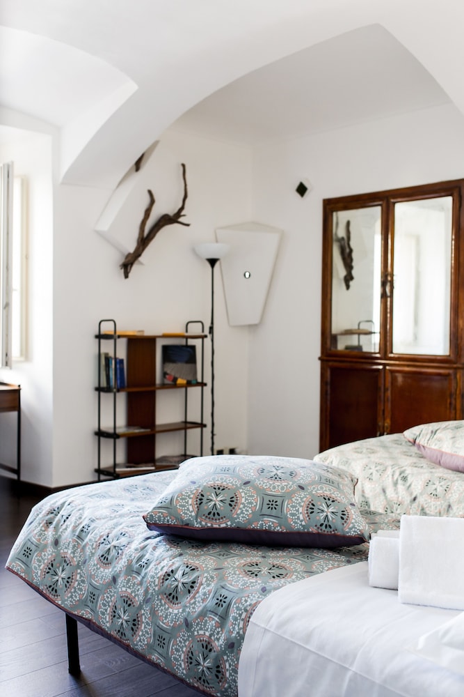 Basic Twin Room, Private Bathroom, City View