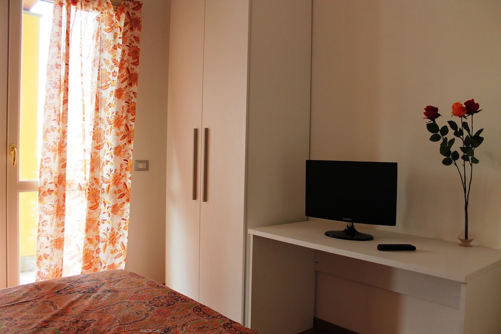 Deluxe Double Room, 1 Bedroom, Balcony, Garden View photo 2