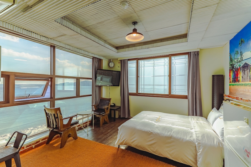VIP Room, Ocean View photo 1