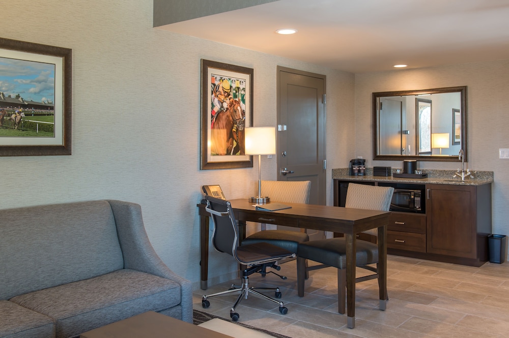 Suite, 2 Queen Beds