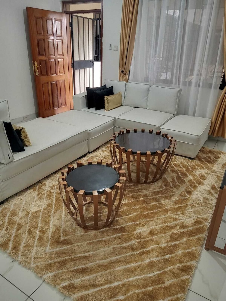 Family Apartment, Balcony, City View photo 1