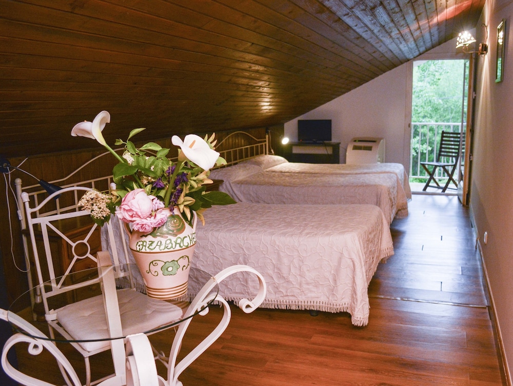 Habitación Doble (con 2 camas supletorias)