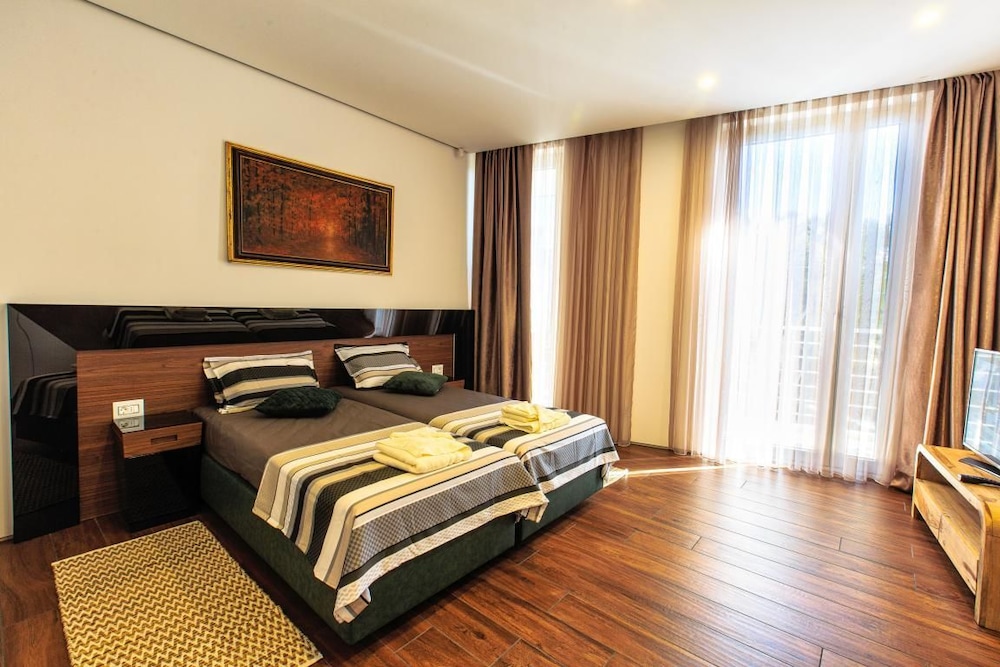 Apartment, 2 Bedrooms (RS6)