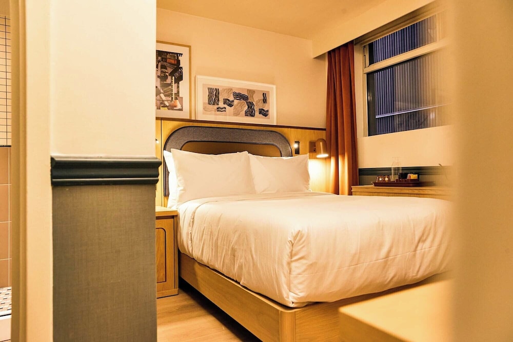 Room, 1 Double Bed (Chic Solo Double) - Photo 1