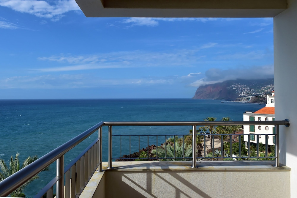 Suite, Sea View - Photo 12