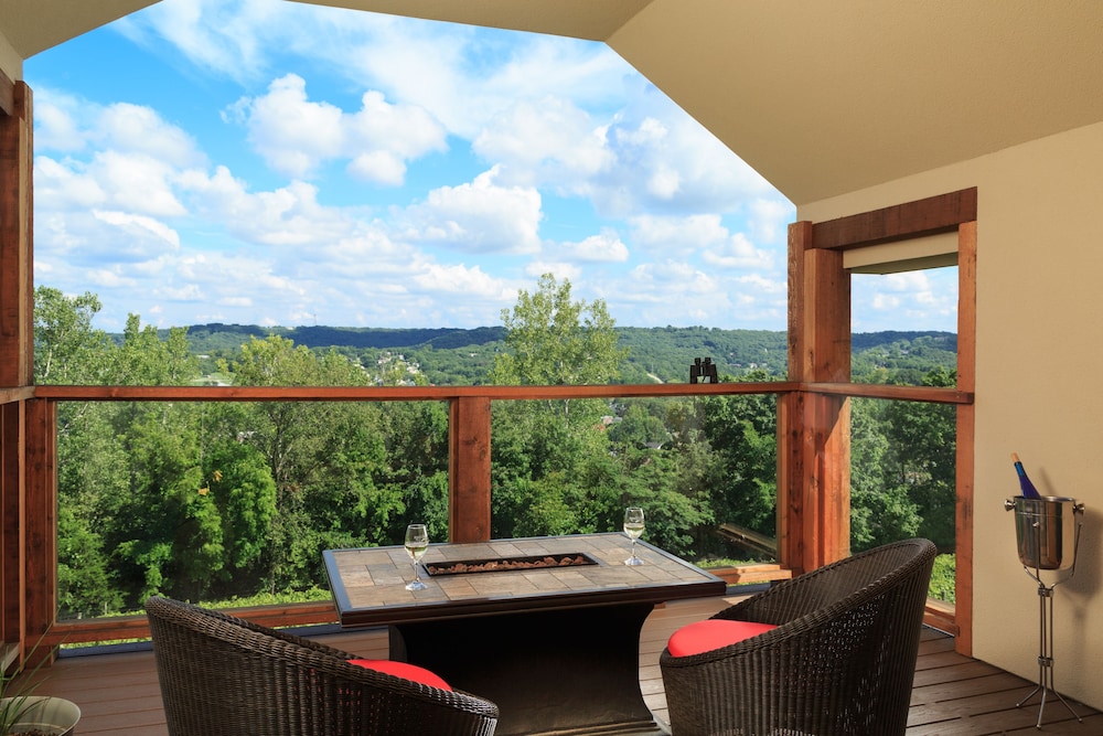 Premium Spa Suite photo 2