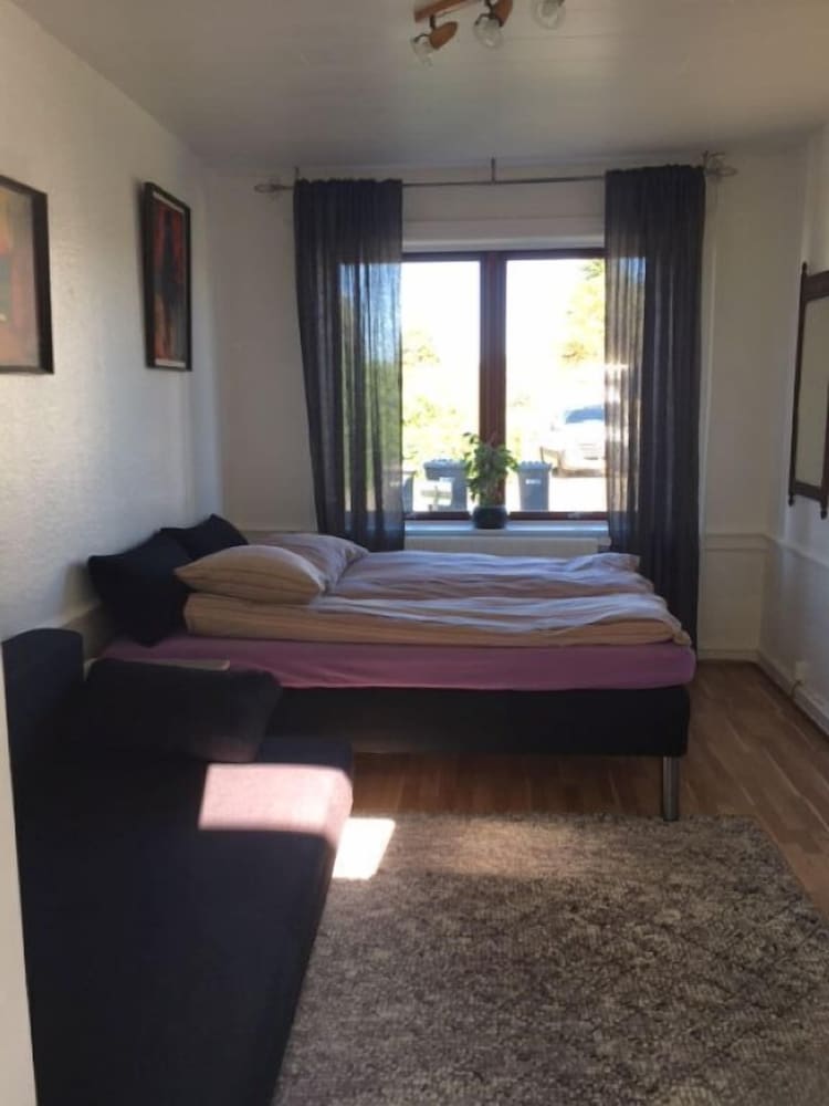 Basic Twin Room photo 3