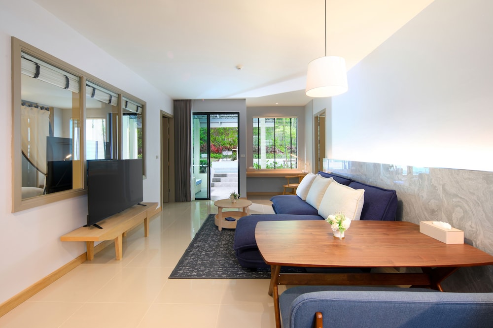 Pool Villa 2 Bedroom with Private Pool - Photo 7