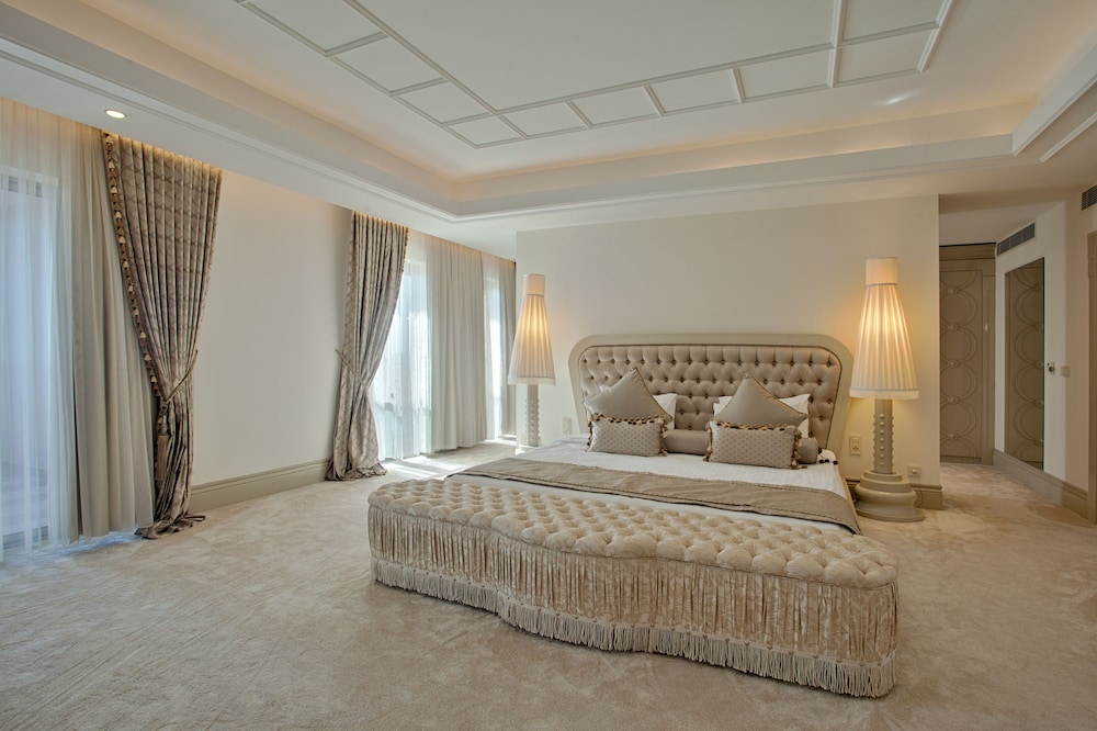 Royal Suite