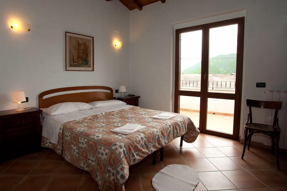 Basic Double Or Twin Room, Garden View photo 1