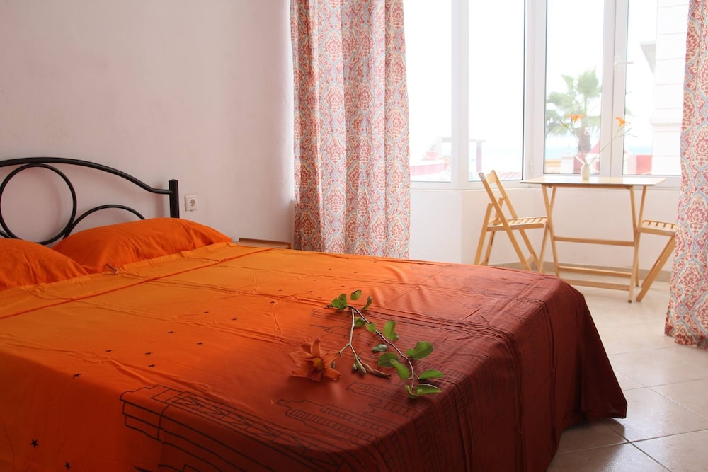 Double Room, Garden View - Photo 1