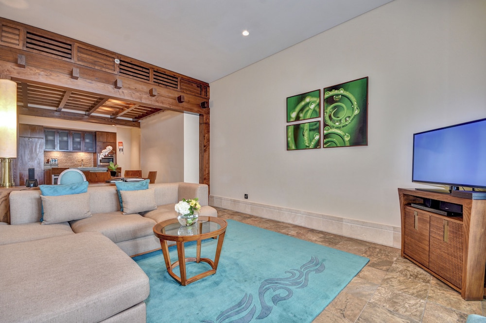 Family Apartment, 1 King Bed with Sofa bed, Kitchen, Resort View (2 Bedrooms)