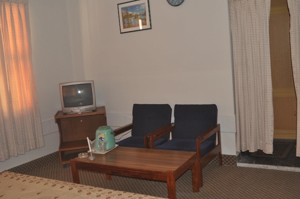 Deluxe Suite photo 3