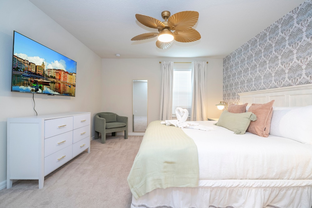 Stunning 5-bedroom Retreat in Windsor Island Resort, Photo 46