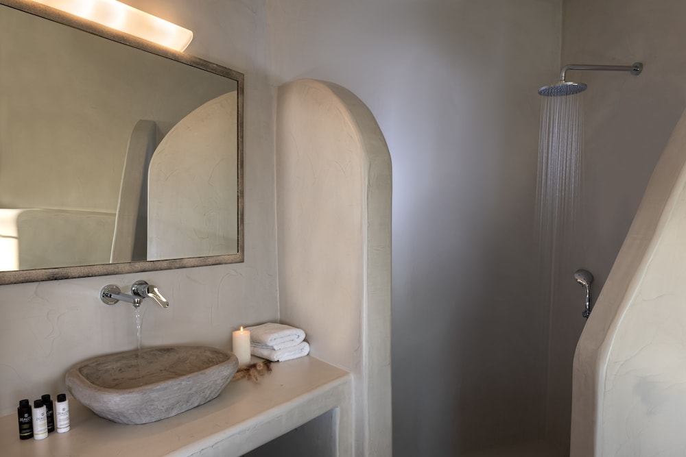 Aqua Marine Suite - Photo 3