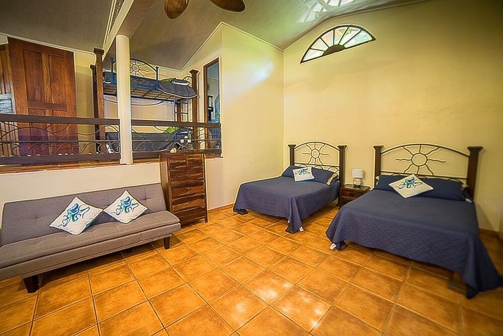 Family Quadruple Room, Multiple Beds