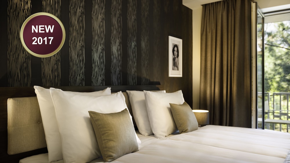 Standard Double Room, Balcony - Photo 4