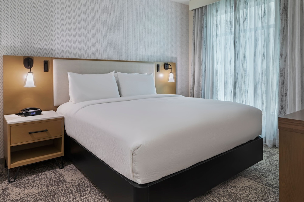 Suite, 1 Bedroom photo 1