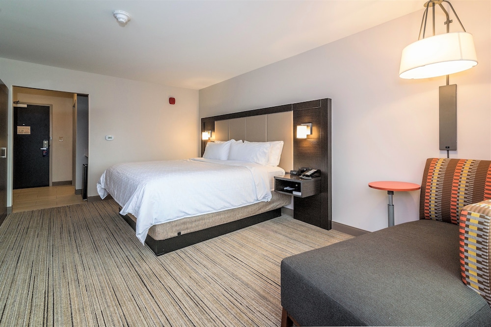 Suite, 2 Queen Beds, Accessible photo 1