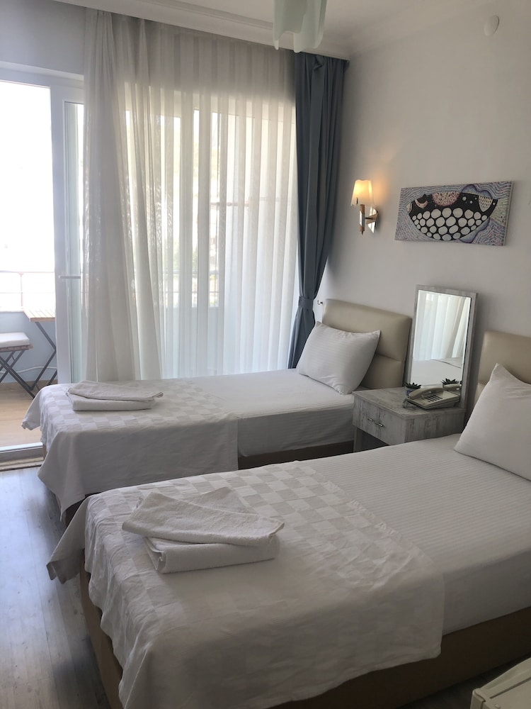 Superior Triple Room, City View