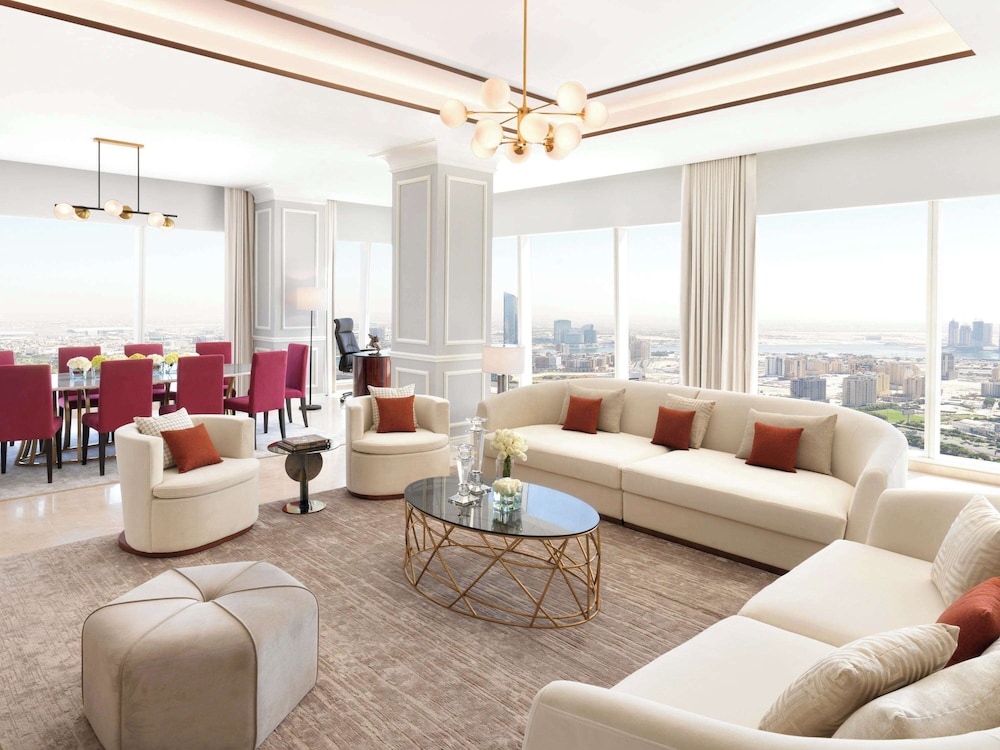 Ambassador Suite, 2 King Bedrooms, Living Room, High Floor (Club Lounge Access)