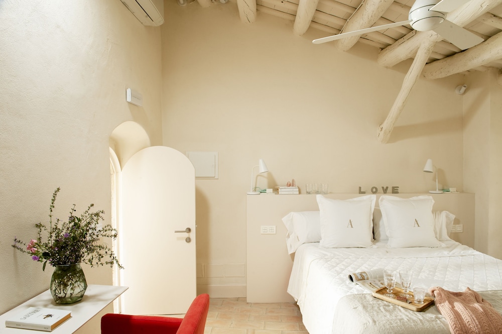 Comfort Room (Fuego) photo 3