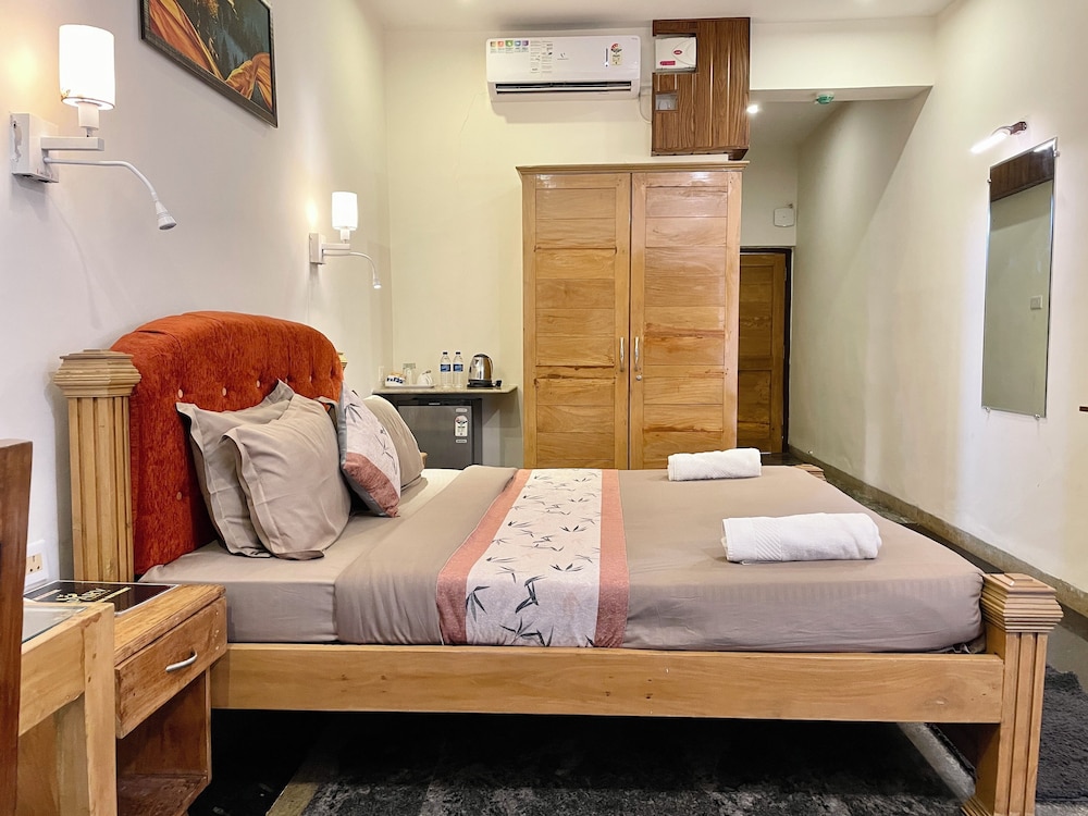 Standard Room, Balcony, Sea View - Photo 1
