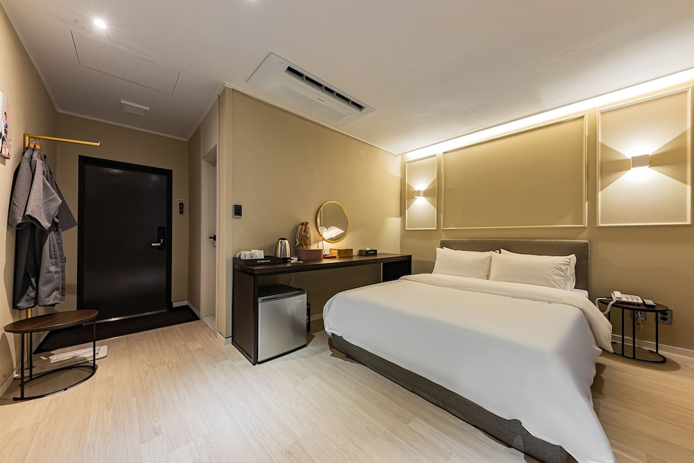 Deluxe Double Room - Photo 4
