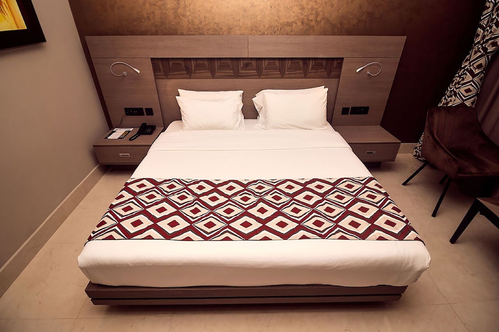 Deluxe Room - Photo 1