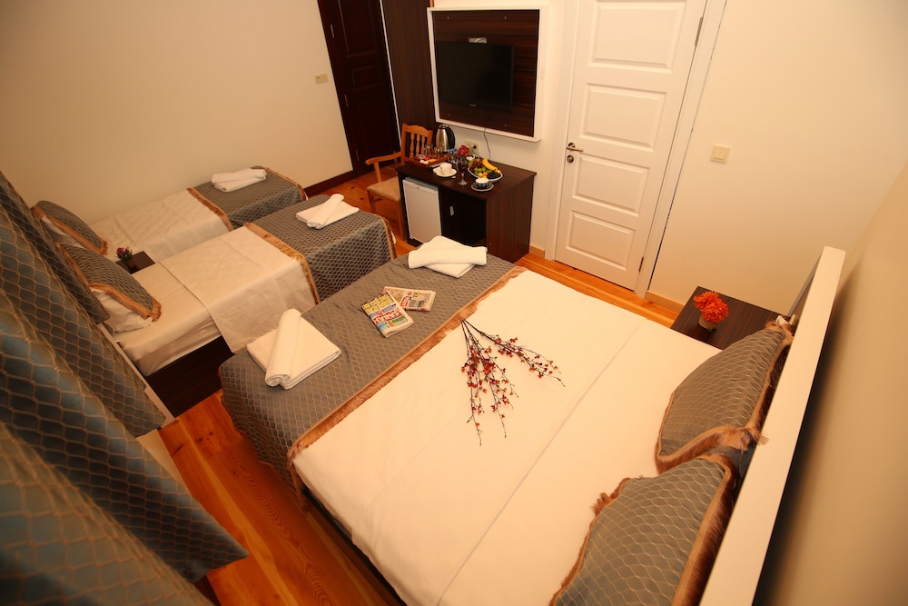 Standard Quadruple Room photo 1