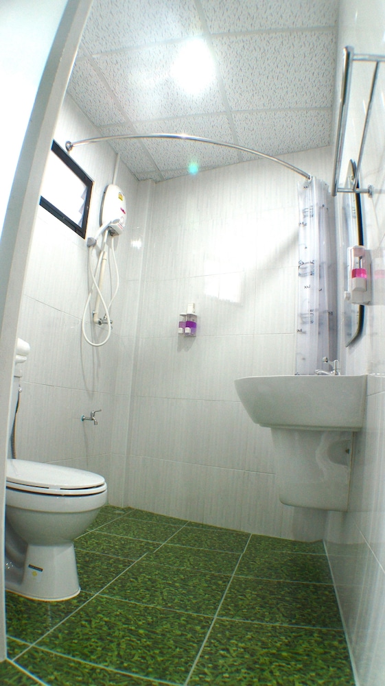 Standard Twin Room photo 2