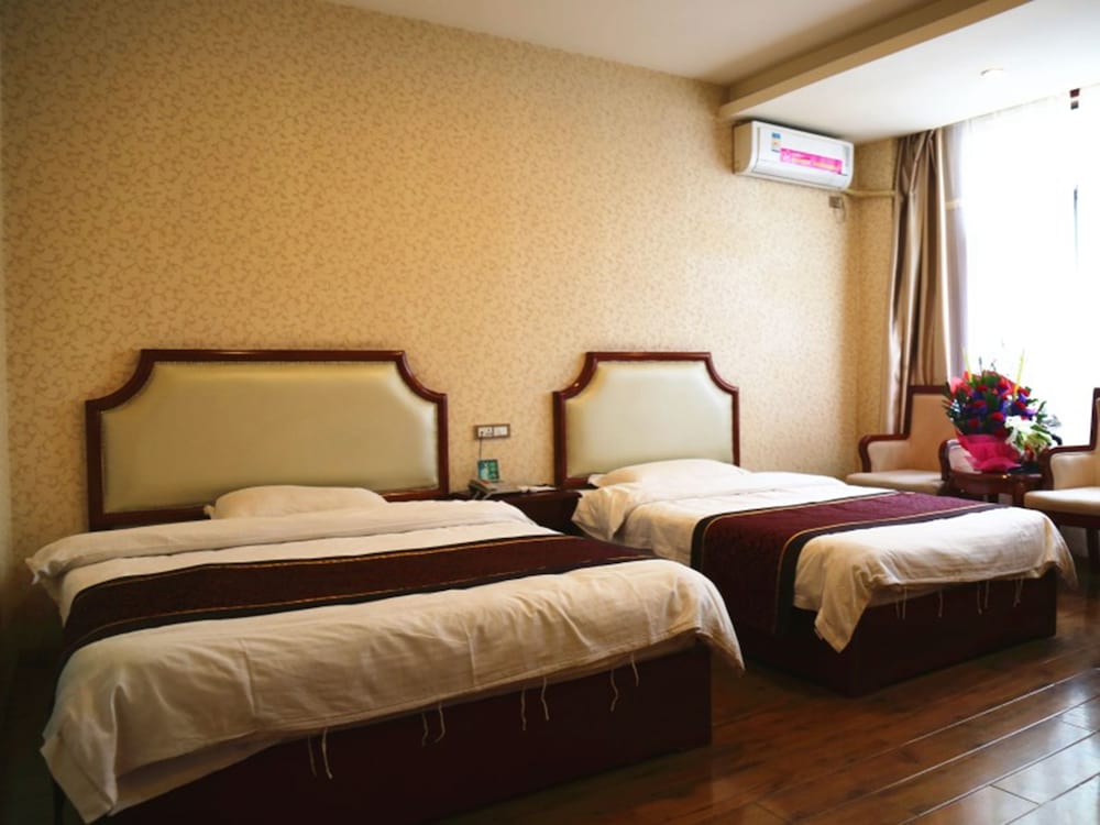 Standard Twin Room photo 1
