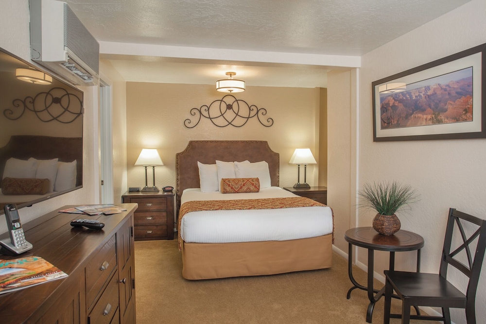 Family Apartment (Motel) (No Pets) photo 1