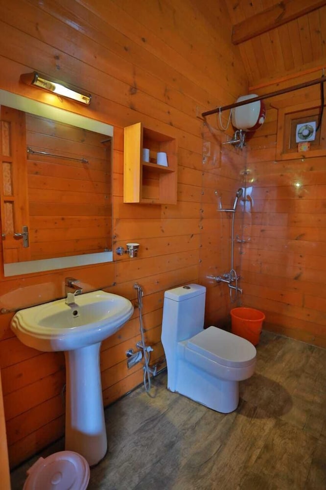 Wooden House photo 3