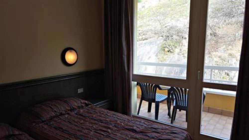 Standard Double or Twin Room (2 pax) - Photo 4
