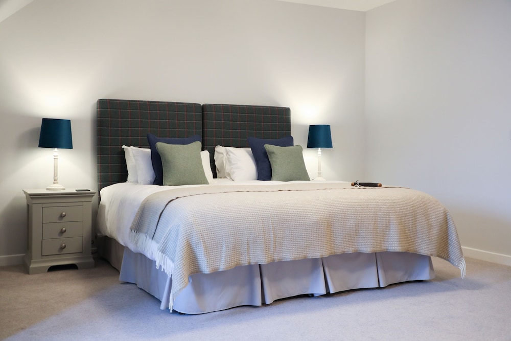 Superior Triple Room, Ensuite, Sea View