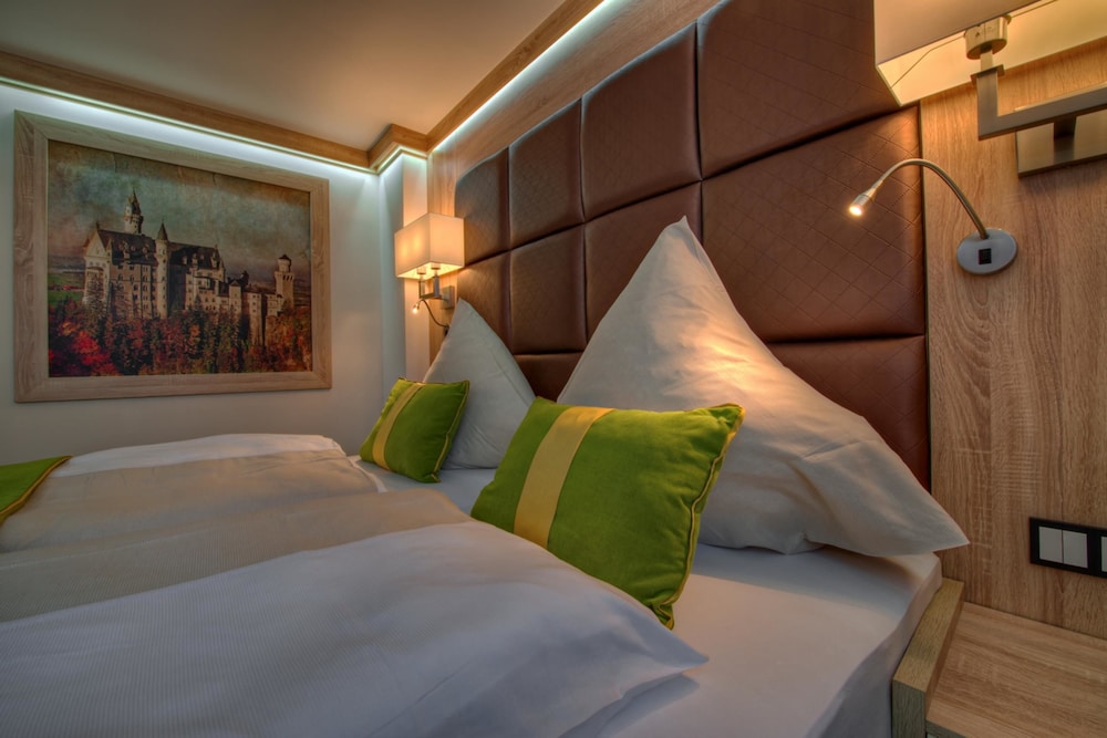 Comfort Room, 2 Twin Beds (with Two Single SofaBeds;Comfort Plus) photo 2