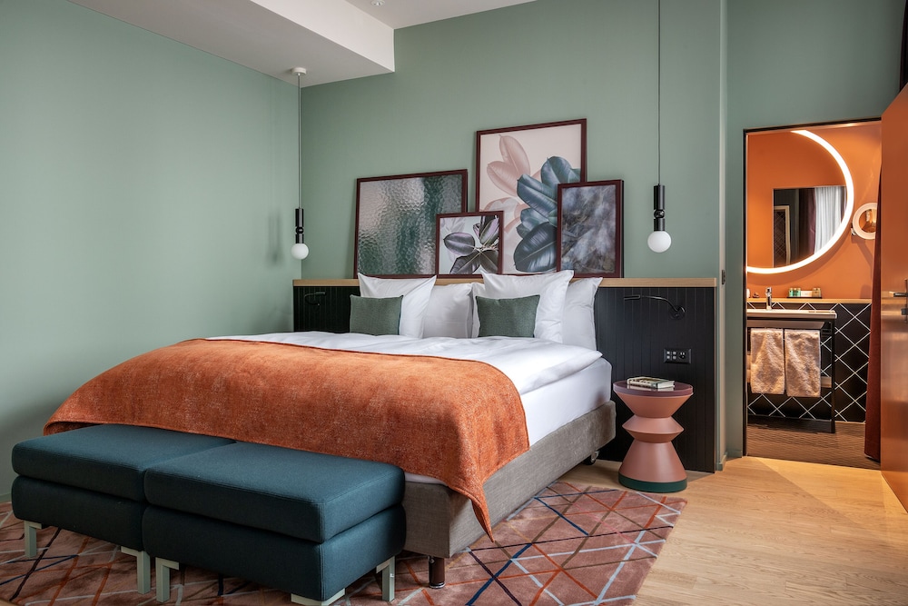Superior Double Room (Twin or King) - Photo 1