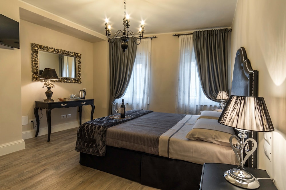 Deluxe Double Room (Bon Ton) photo 2
