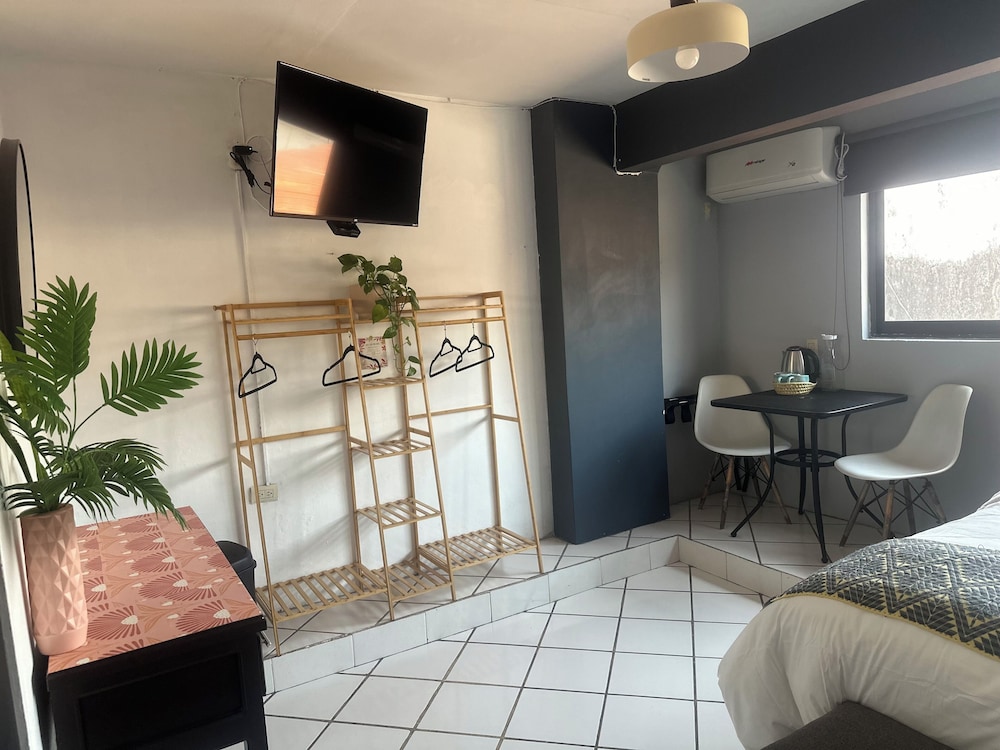 Standard Single Room photo 2