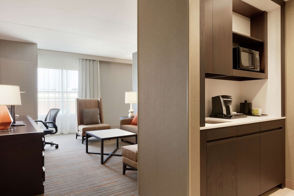 Suite, 1 King Bed, Non Smoking