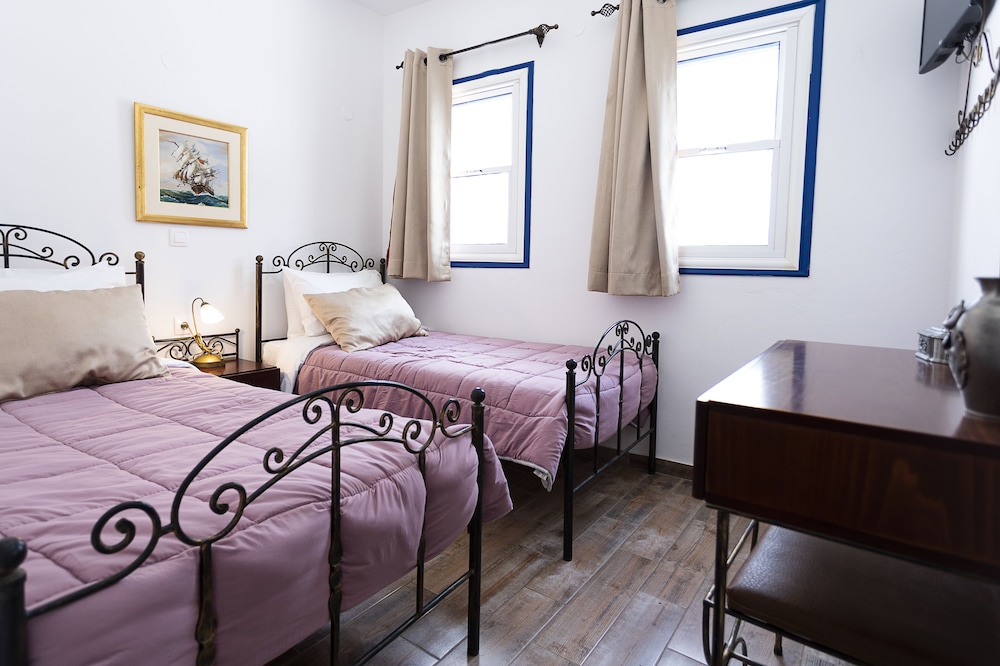 Comfort Room photo 2