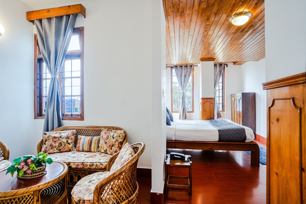 Executive Room - Photo 30