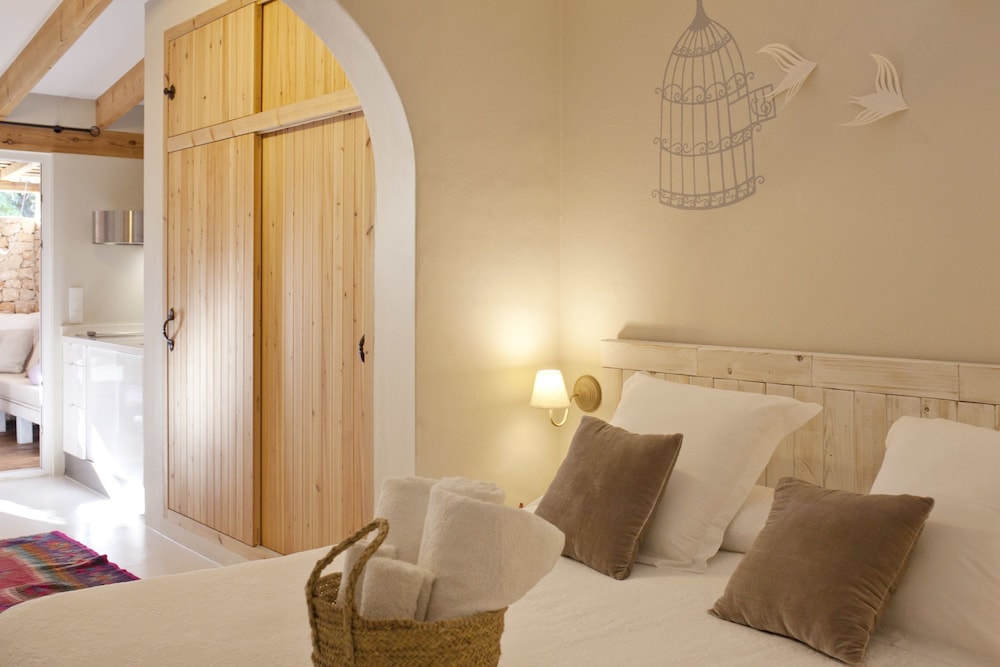 Studio Suite (2)