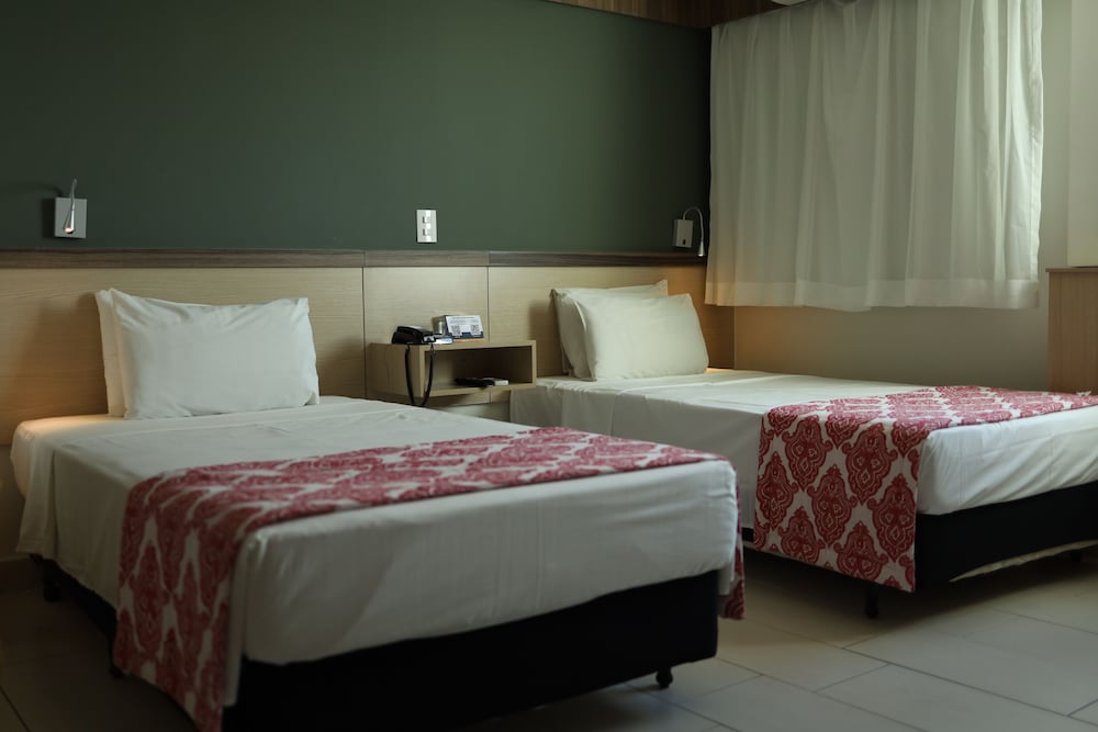 Deluxe Single Room, 2 Twin Beds - Photo 1